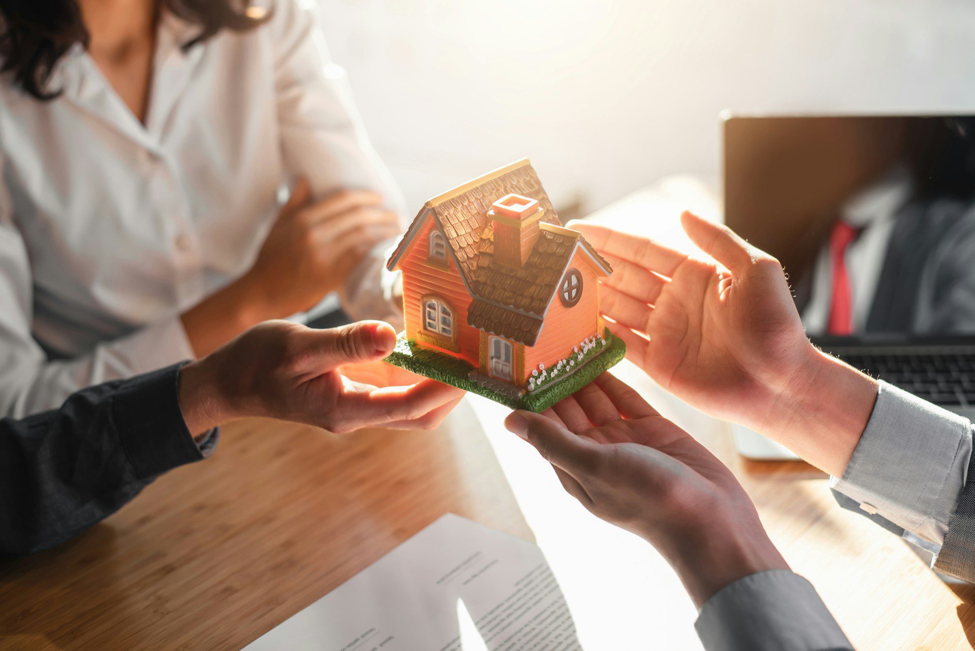 You are currently viewing Illinois First-Time Buyers: Lower Your Mortgage Rate With Credits, Points